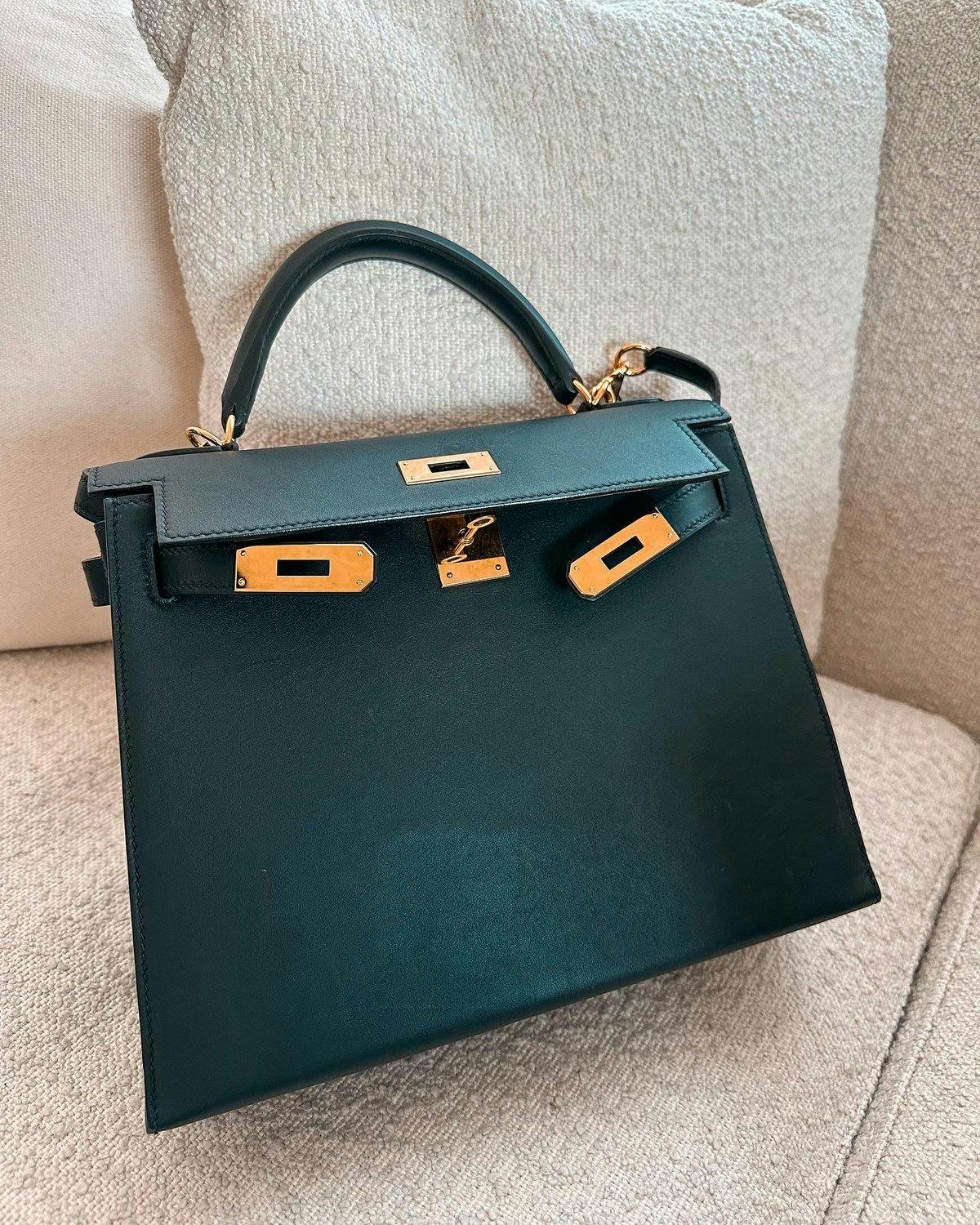 A Full Review of Hermes Kelly 28 - Pros and Cons, Variations and a buying guide by Sachini Dilanka 