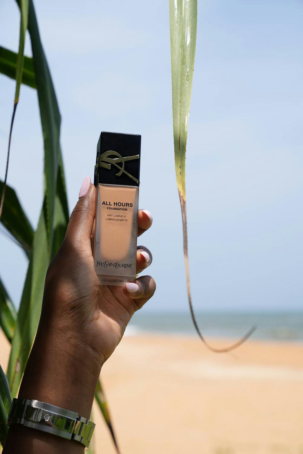 Sachini Dilanka reviewing YSL All Hours Foundation 